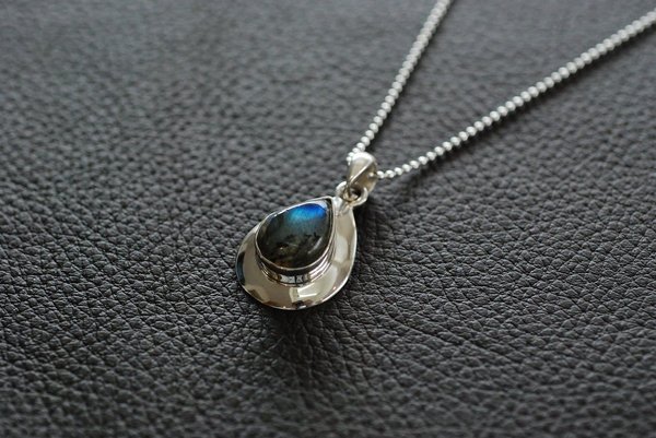 3 bonnes raisons de choisir un collier couple