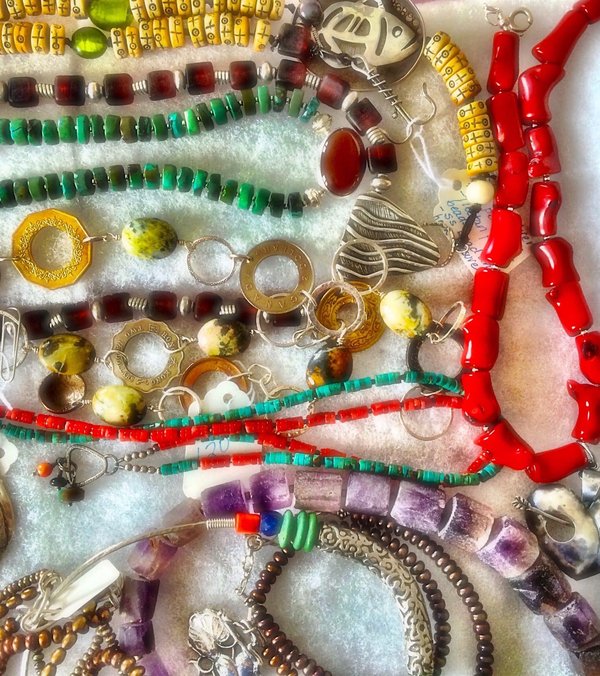 Les bijoux artisanaux français : un trésor intemporel à découvrir