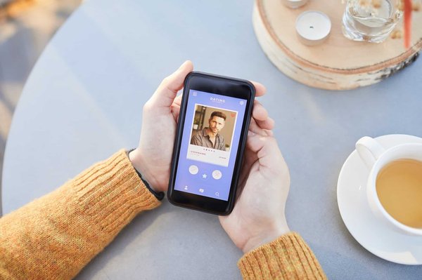 Comment réussir une rencontre en ligne : conseils et astuces